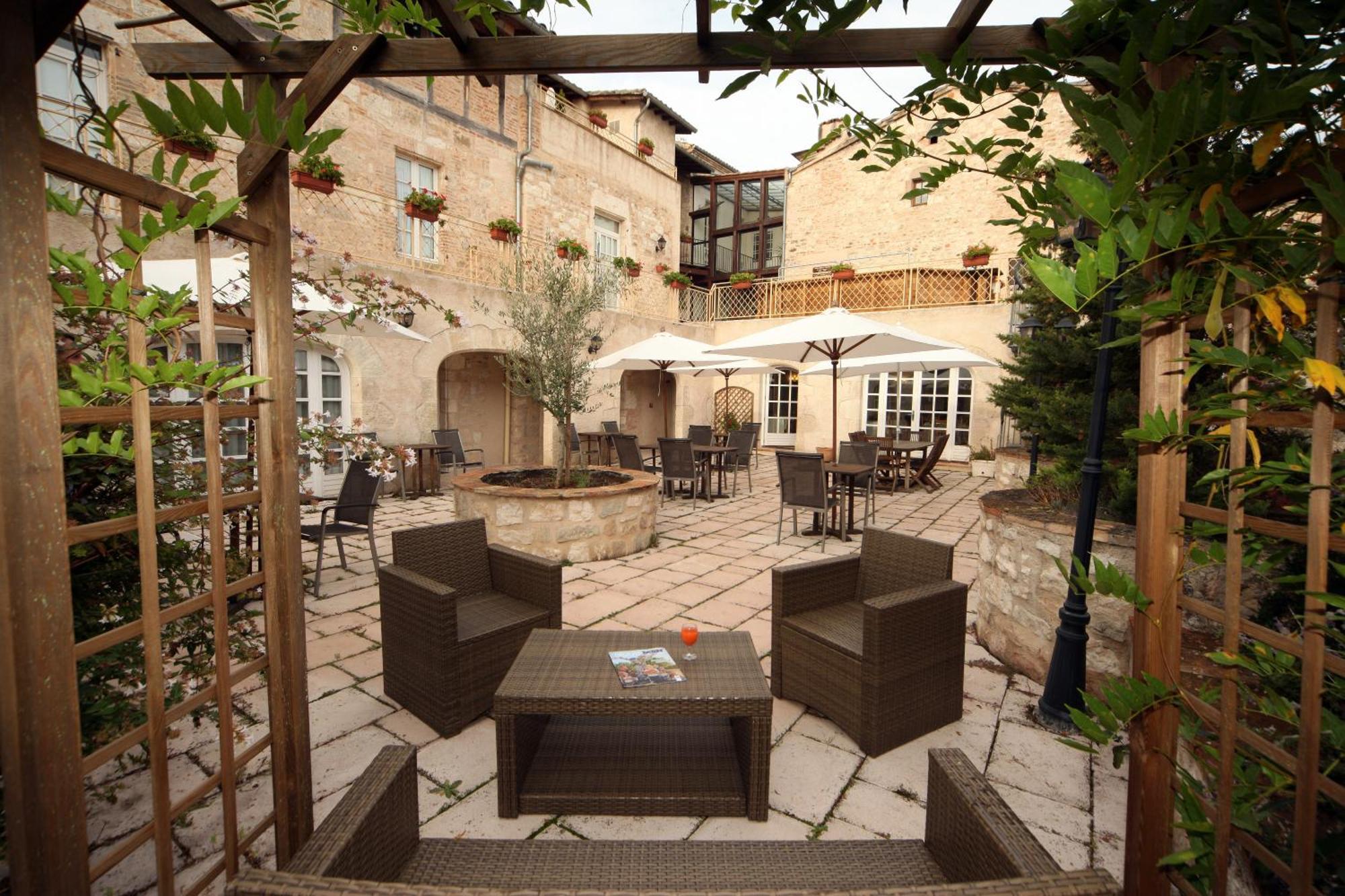Hotel Des Consuls Castelnau-de-Montmiral Экстерьер фото