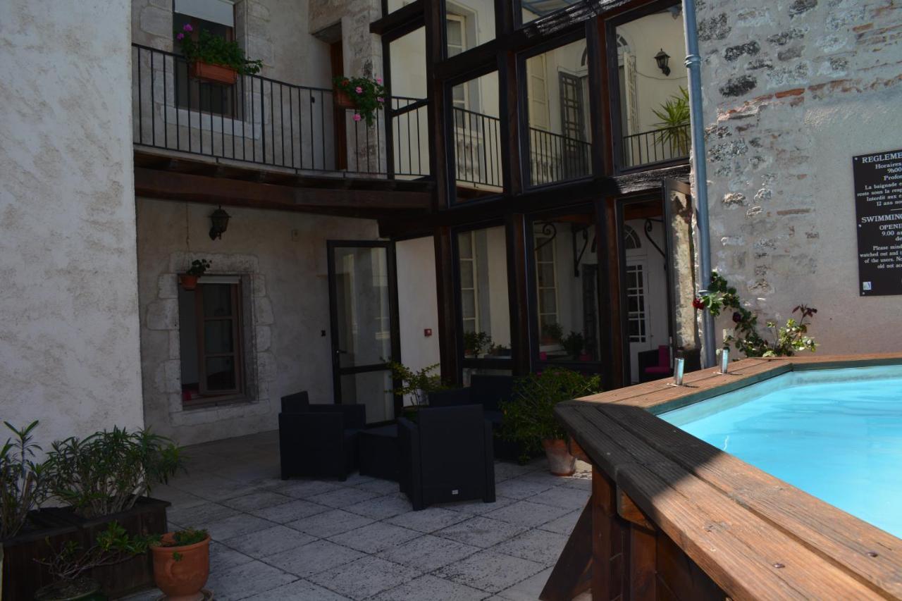 Hotel Des Consuls Castelnau-de-Montmiral Экстерьер фото